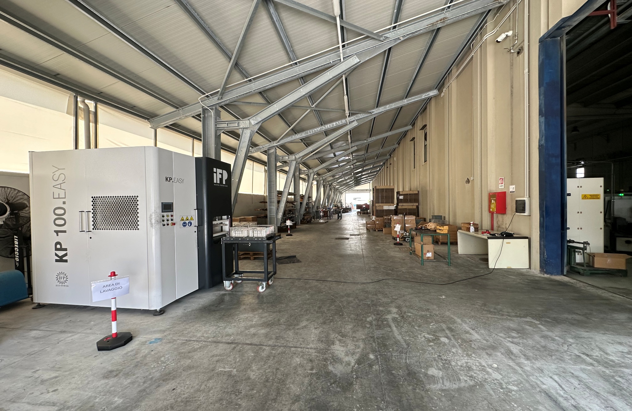Area logistica T.M.W.